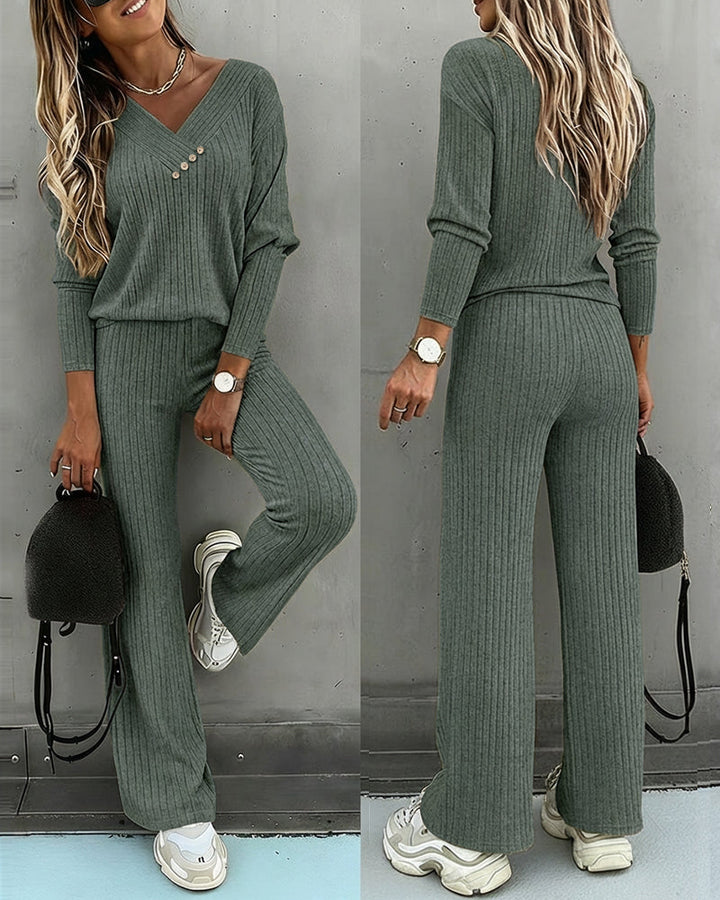 Tanja | Rippstrick-Set mit V-Ausschnitt und weiter Hose