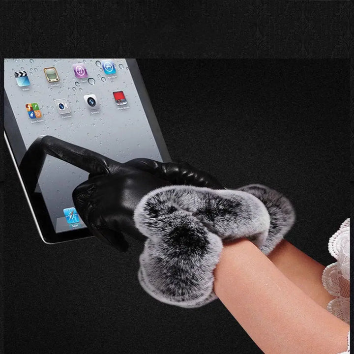 Rike | Handschuhe mit Kunstfellkante und Touchscreen-Fingerspitzen
