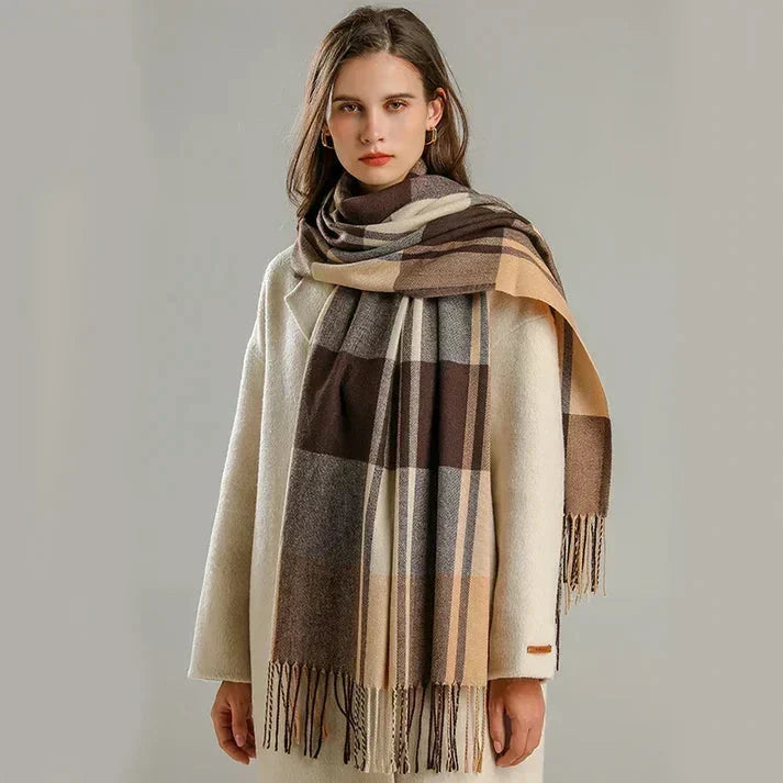 Carlotta | Eleganter Winterschal mit weicher Haptik