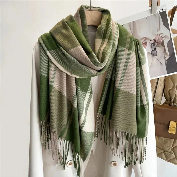 Carlotta | Eleganter Winterschal mit weicher Haptik