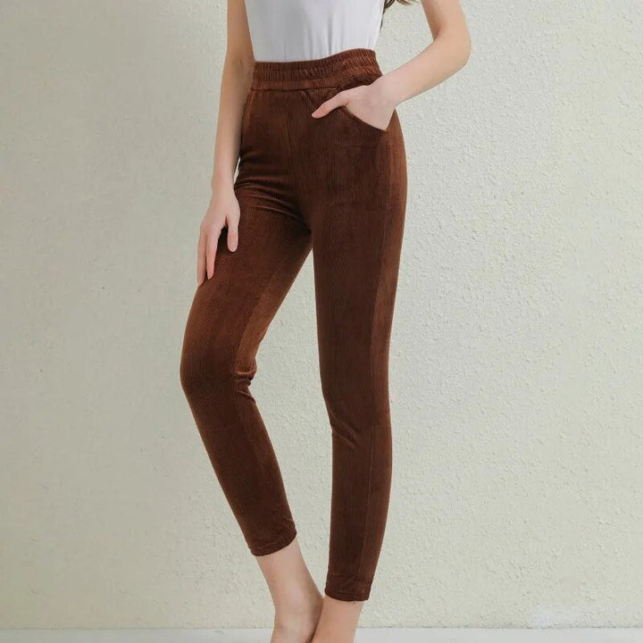 Sanna | Bequeme Cordhose mit elastischem Bund