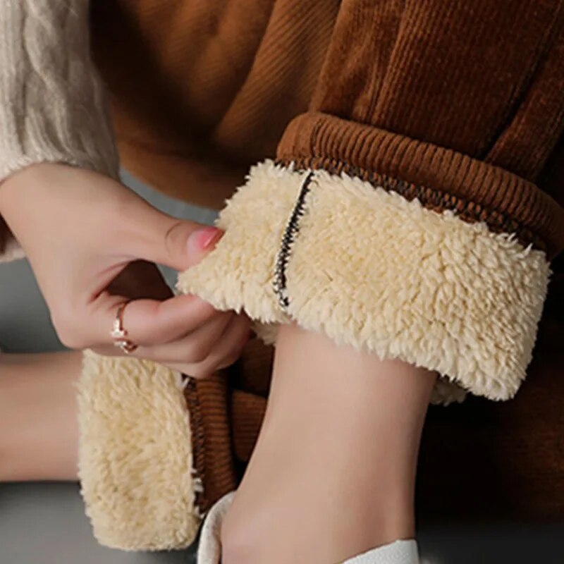 Sanna | Bequeme Cordhose mit elastischem Bund