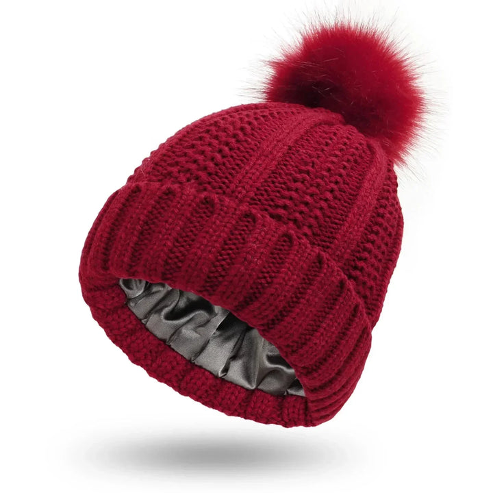 Mara | Gefütterte Strickmütze mit Bommel