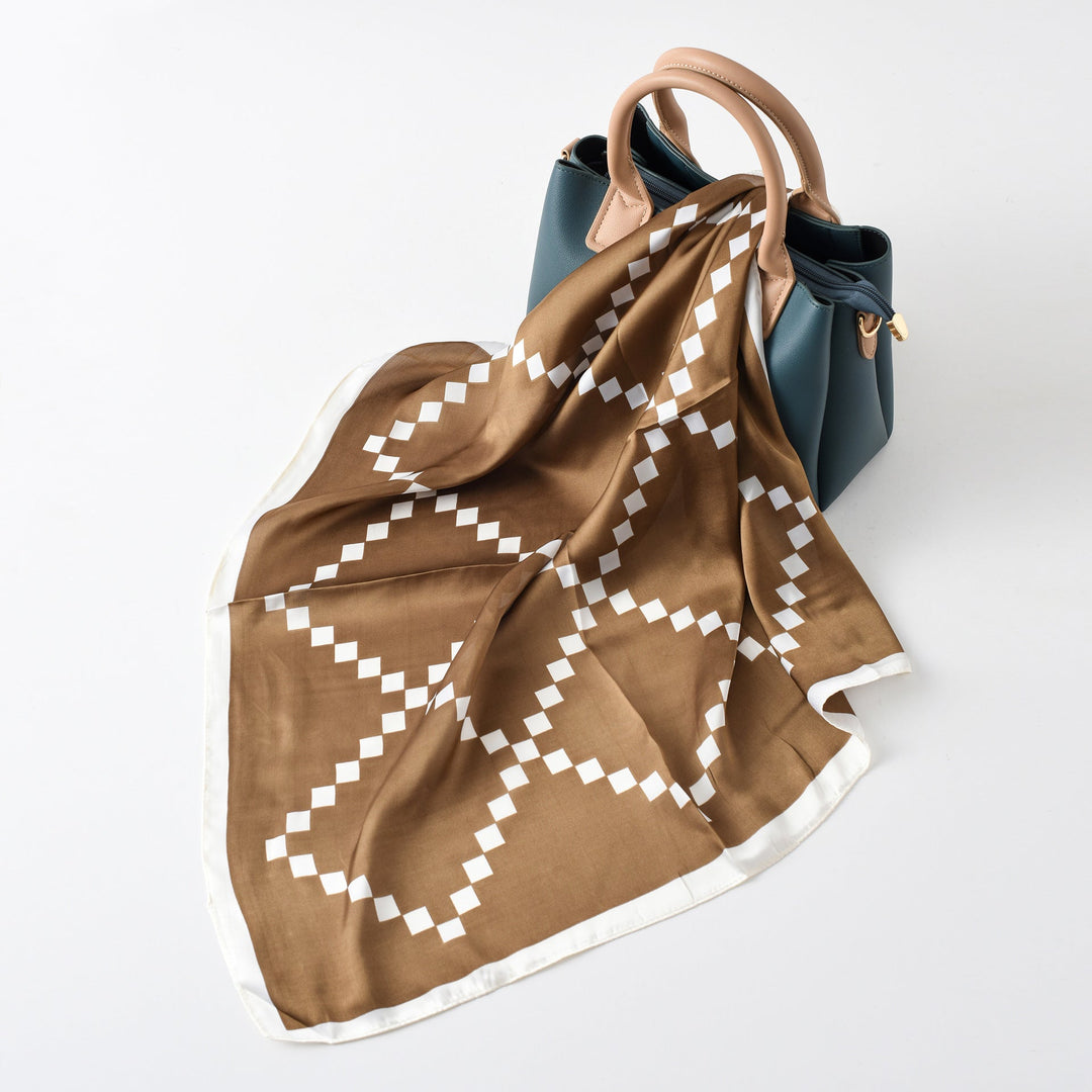 Wilma | Seidenschal mit grafischem Muster