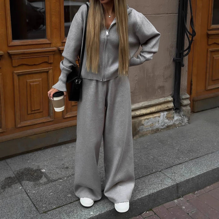 Henriette | Strick-Zweiteiler mit Zip-Cardigan und weiter Highwaist-Hose