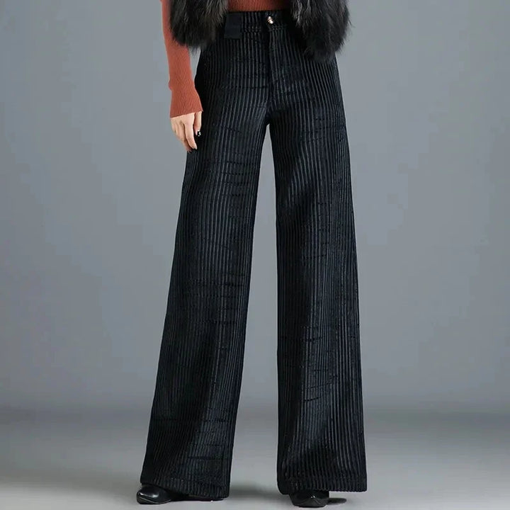 Maren | Cordhose aus Samtcord mit leichtem Flare