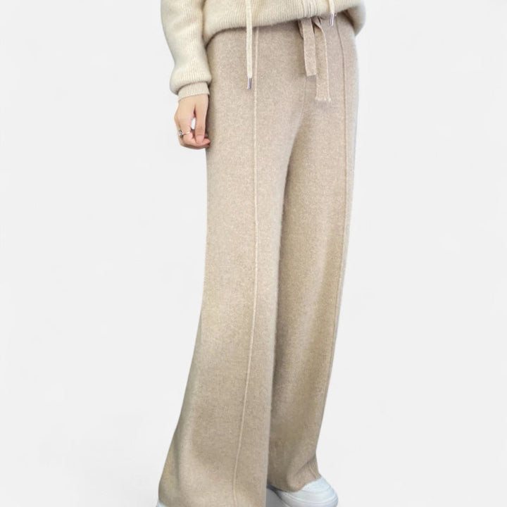 Valeska | Weit geschnittene Strickhose aus Wolle