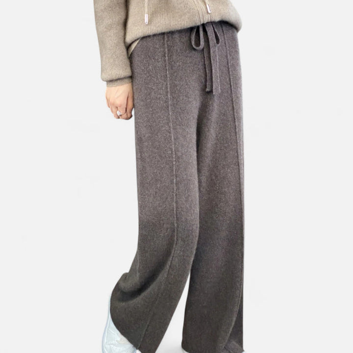 Valeska | Weit geschnittene Strickhose aus Wolle