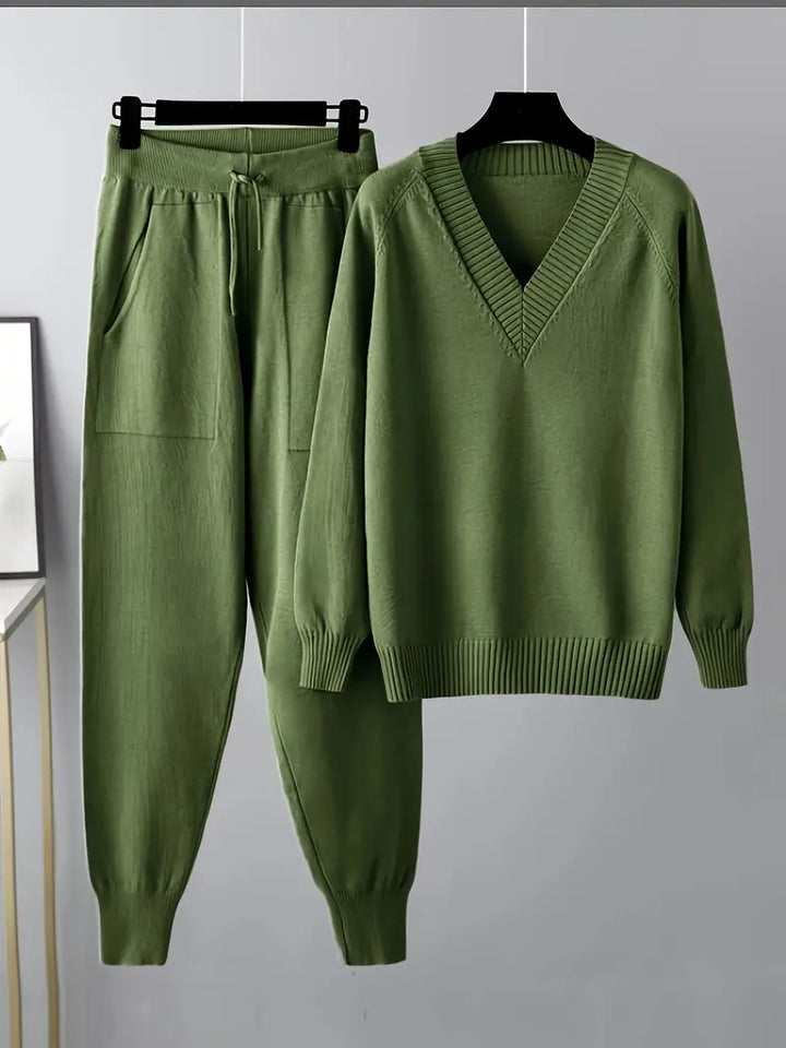Almuth | Strickset mit V-Ausschnitt und Jogginghose