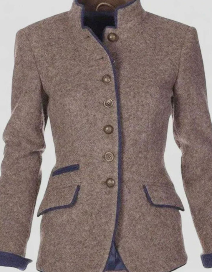Clara | Eleganter Stehkragen-Blazer mit Kontrastpaspeln