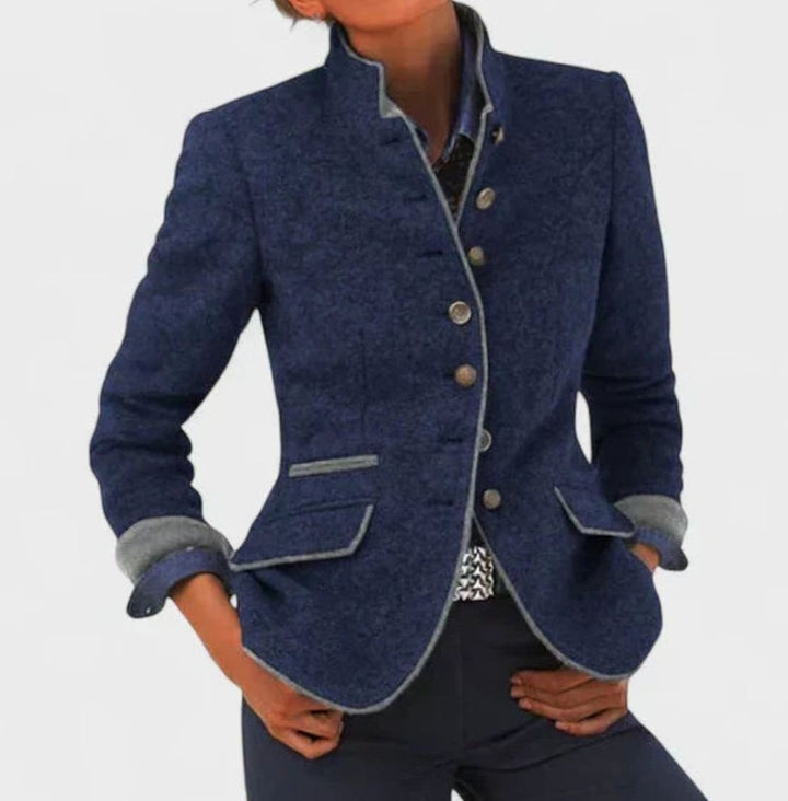 Clara | Eleganter Stehkragen-Blazer mit Kontrastpaspeln