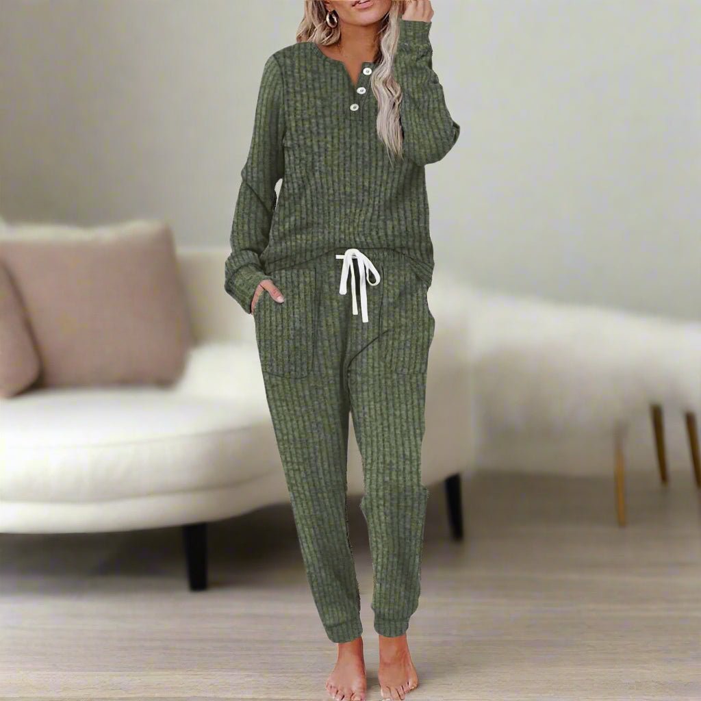 Kordula | Gemütliches Loungewear-Set mit Knopfleiste