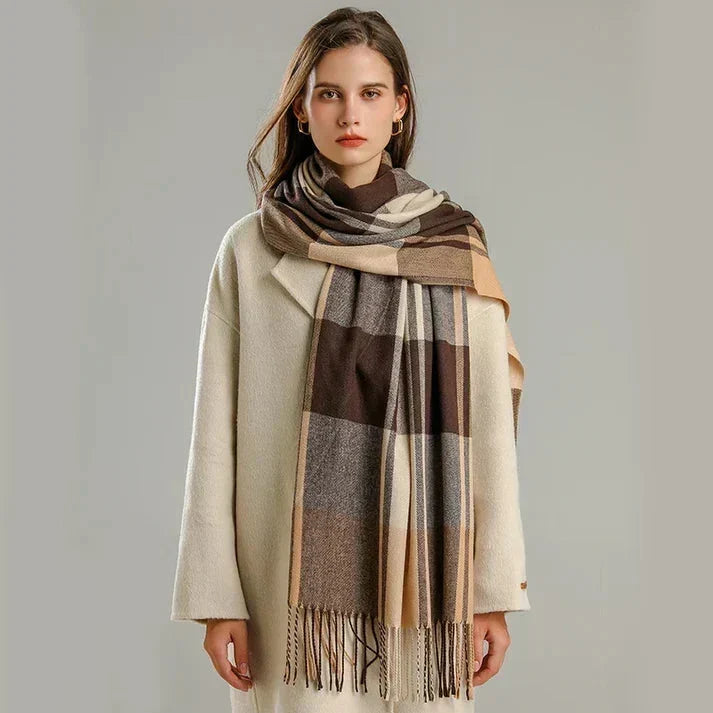 Carlotta | Eleganter Winterschal mit weicher Haptik
