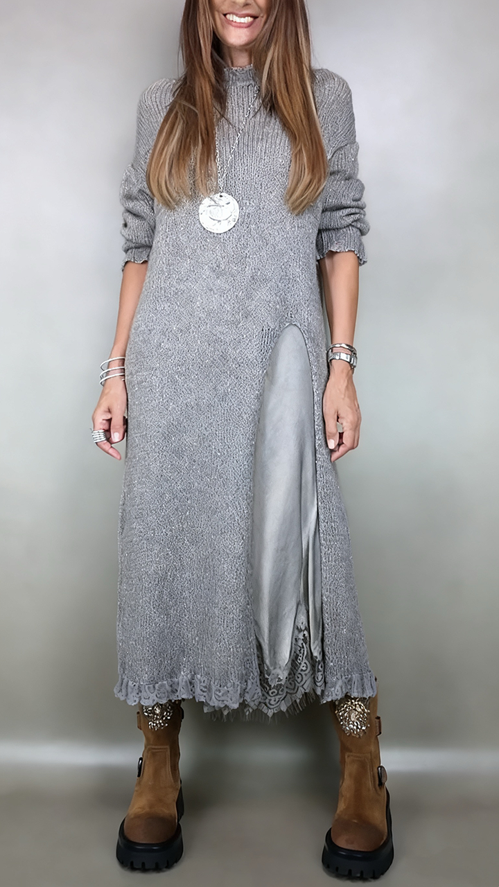 Ingrid | Langes Strickkleid im Layering-Look