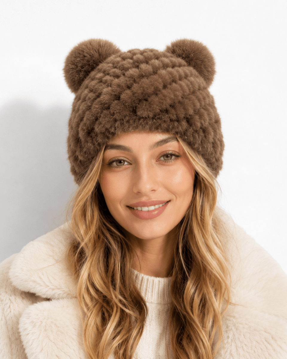 Runa | Kunstfell-Beanie mit Doppel-Pompon