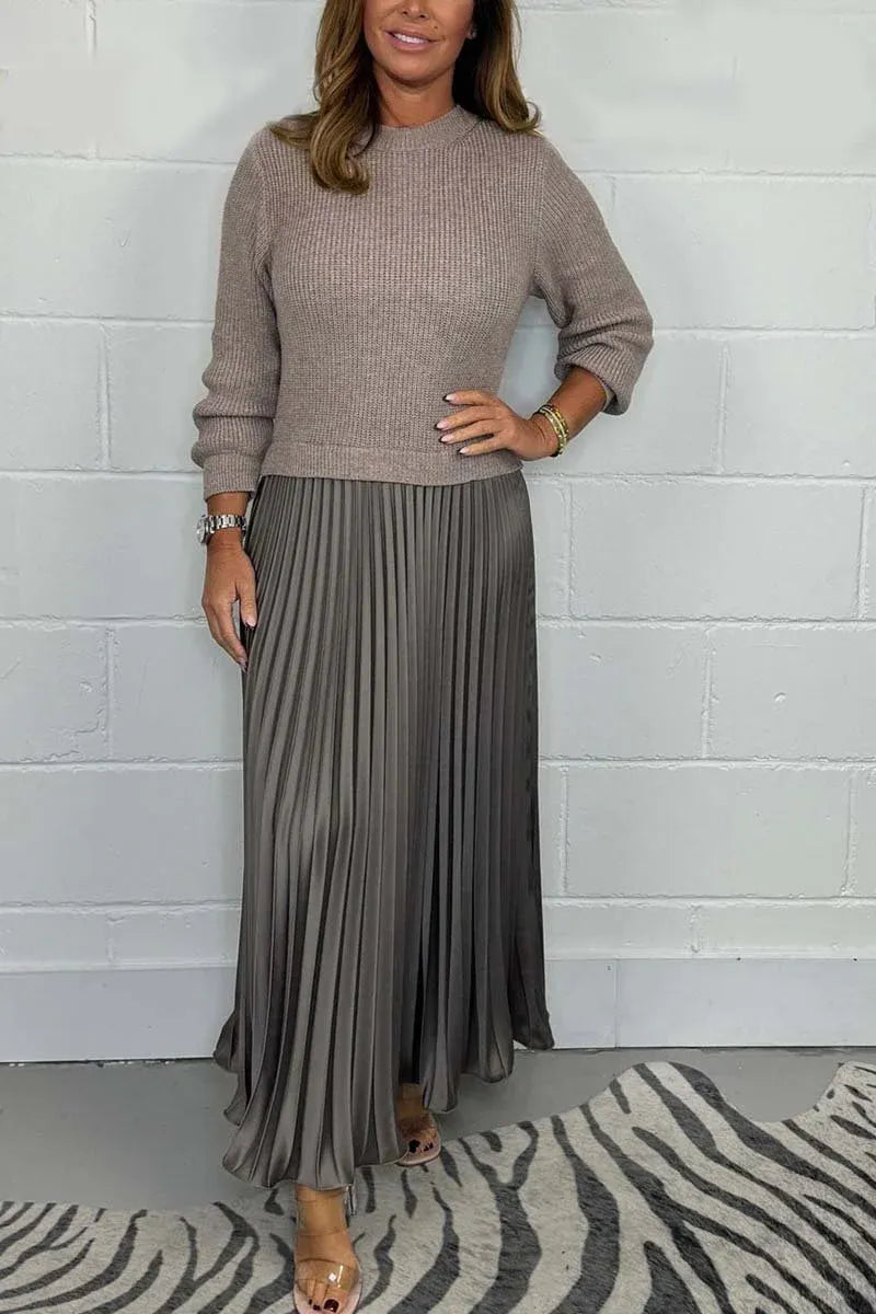 Mathilda | Strickkleid mit Plisseerock