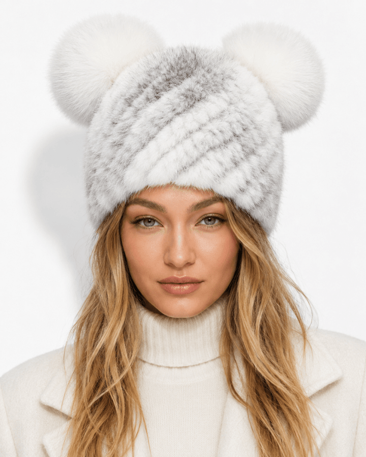Runa | Kunstfell-Beanie mit Doppel-Pompon