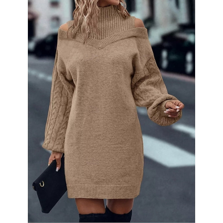 Wilhelmina | Strickkleid mit Rollkragen und Cold-Shoulder